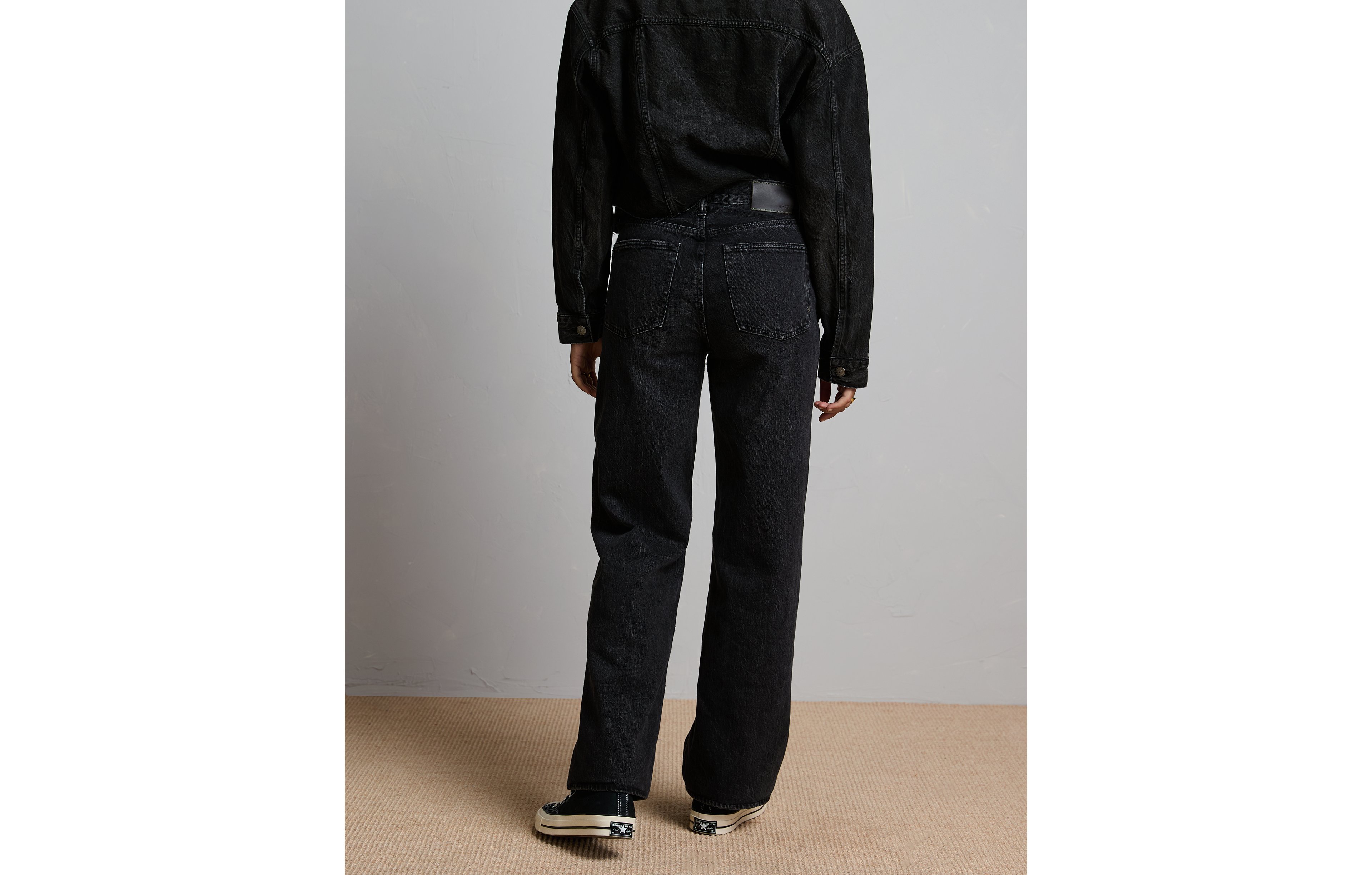 AE77 Premium Stovepipe Jean