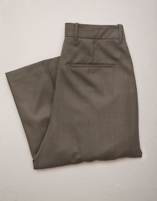AE77 Premium Pleated Trouser