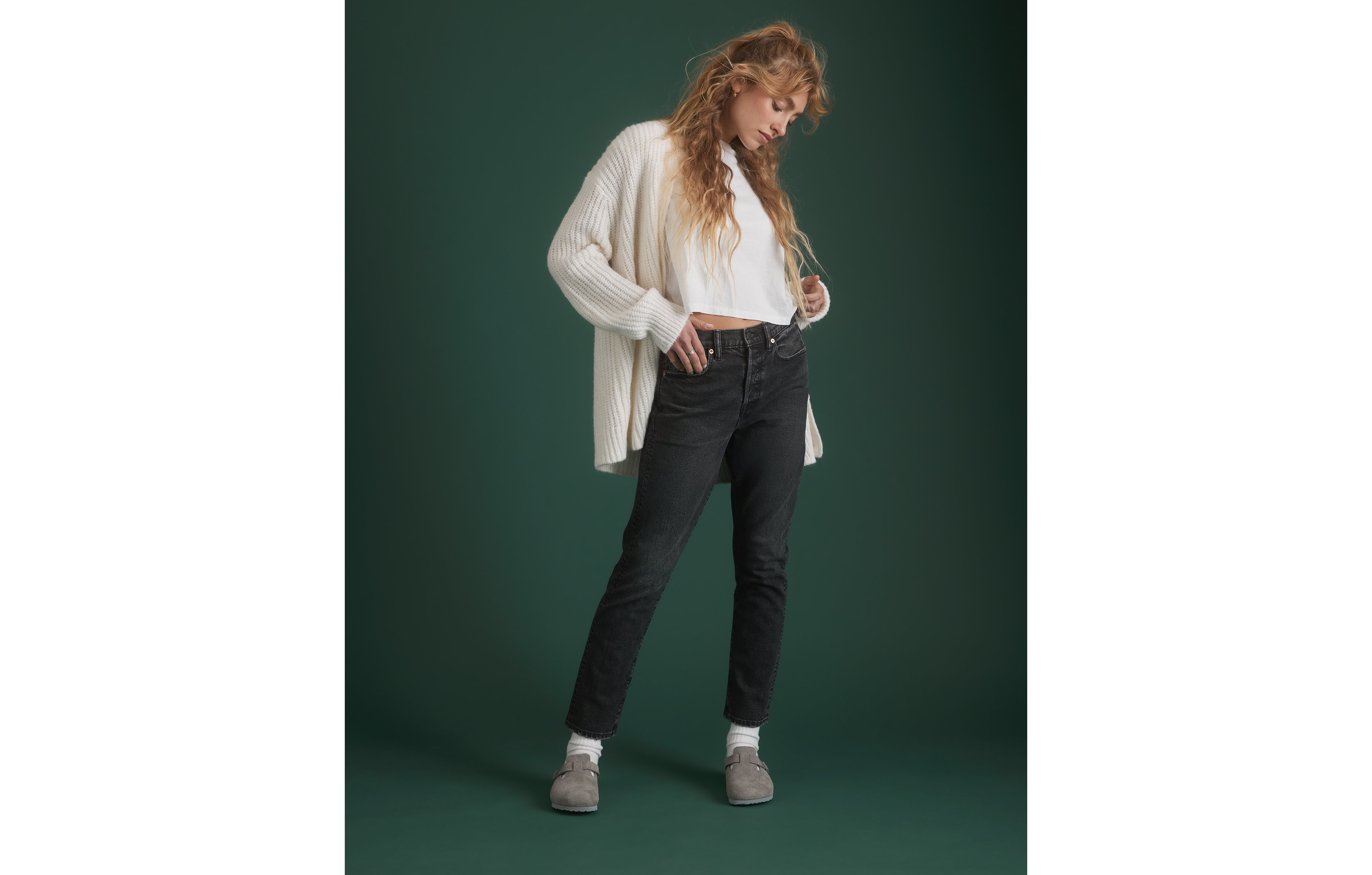 AE77 Premium Straight Crop Jean