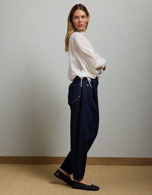 AE77 Premium Pleated Barrel Jean