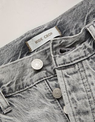 AE77 Premium Wide Crop Cuff Jean