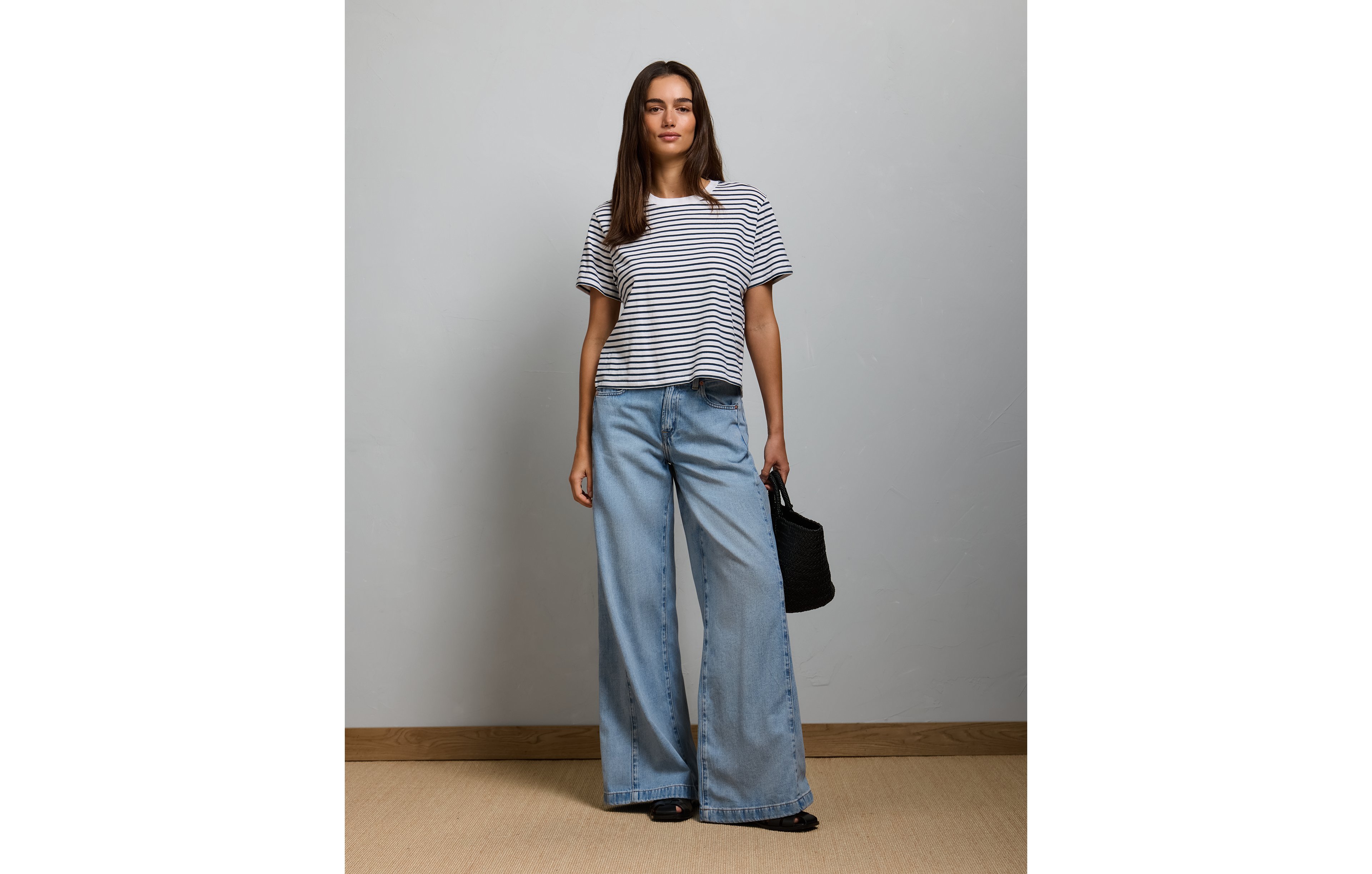 AE77 Premium Super Wide Jean