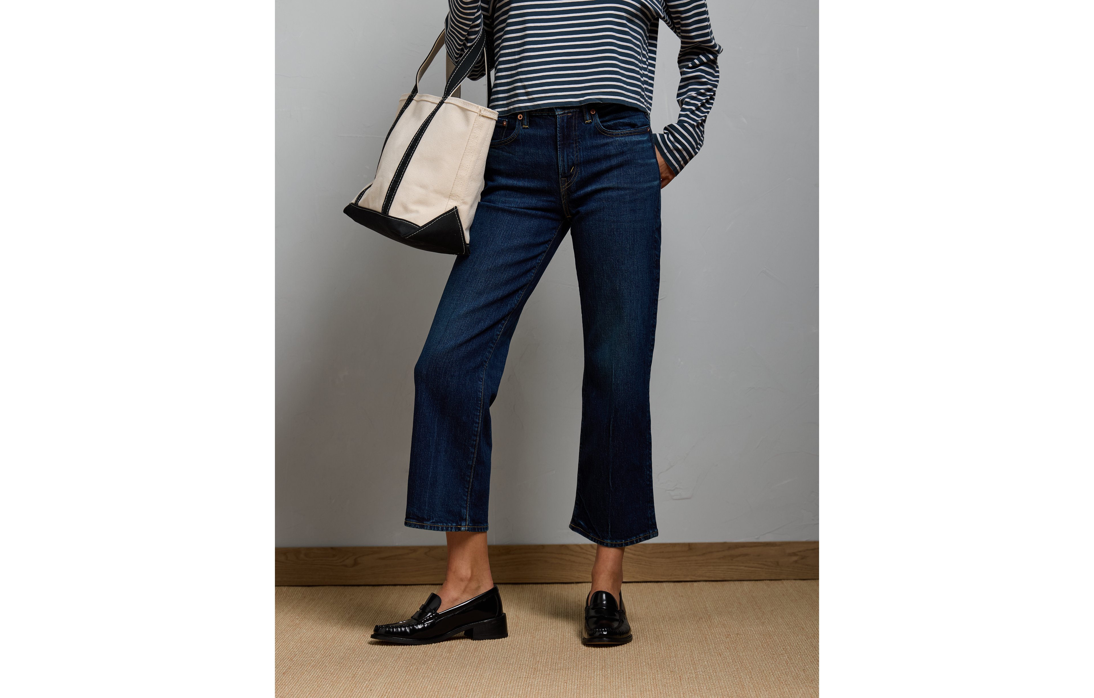 AE77 Premium Bootcut Crop Jean