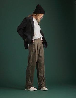 AE77 Premium Pleated Trouser Pant