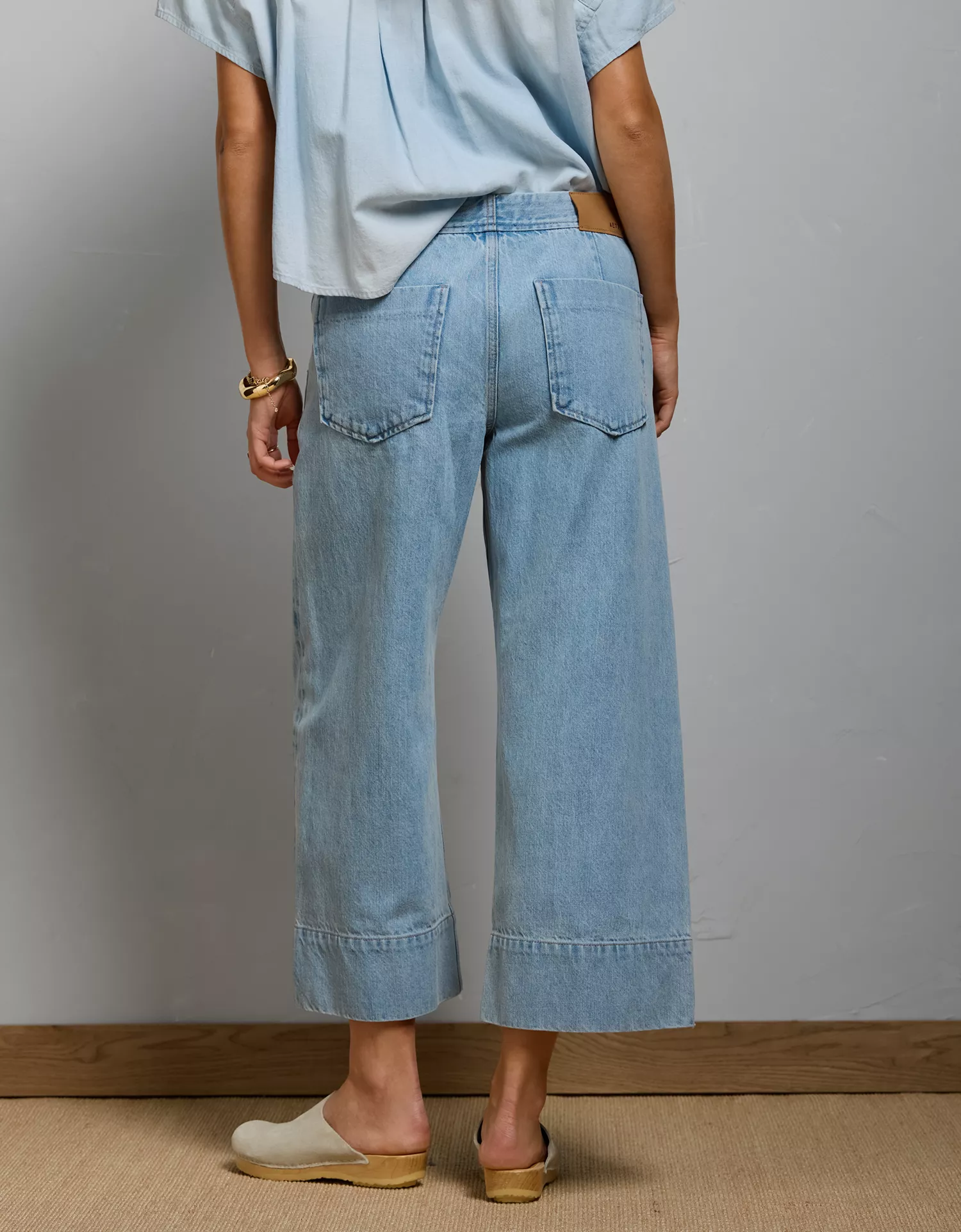 AE77 Premium Wide Crop Cuff Jean - thumbnail 2