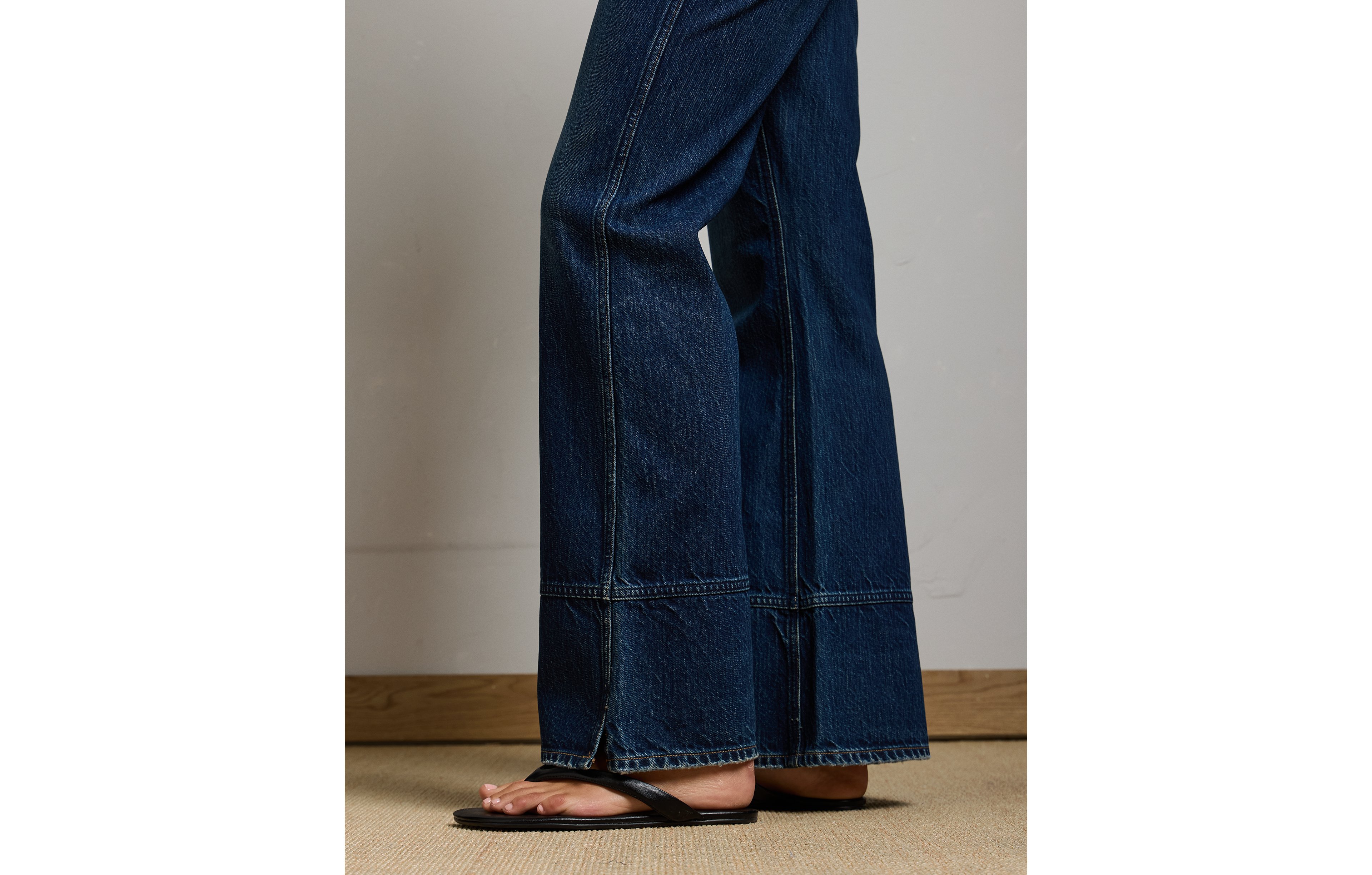 AE77 Premium Vintage Flare Jean