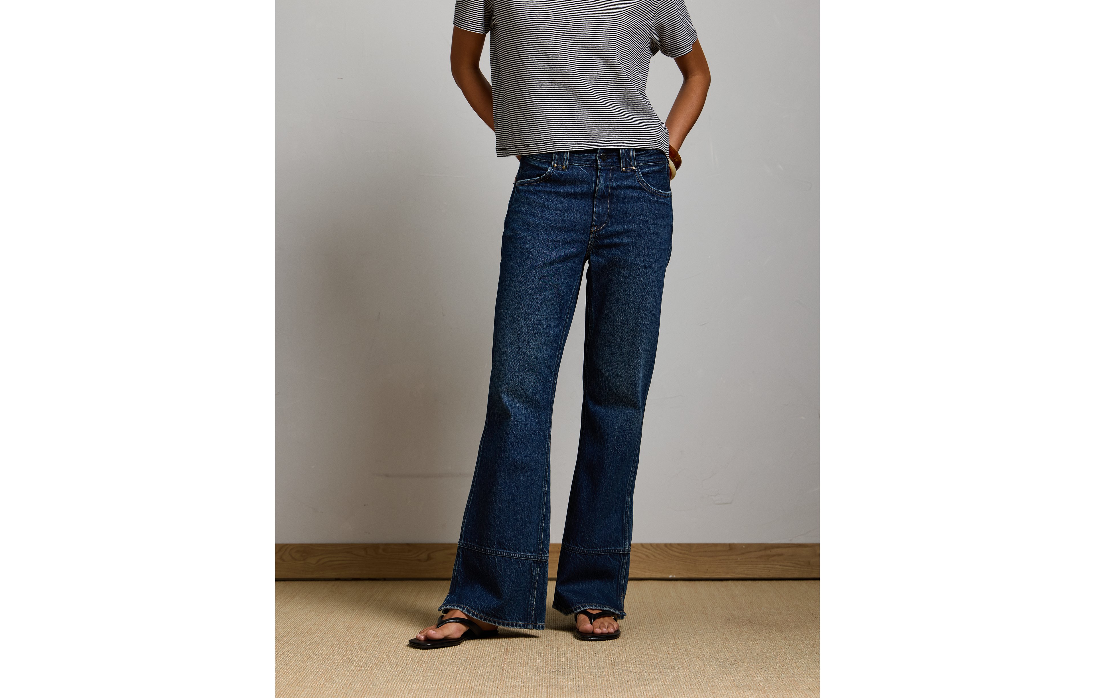AE77 Premium Vintage Flare Jean