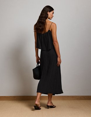 AE77 Textured Pull-On Midi Skirt