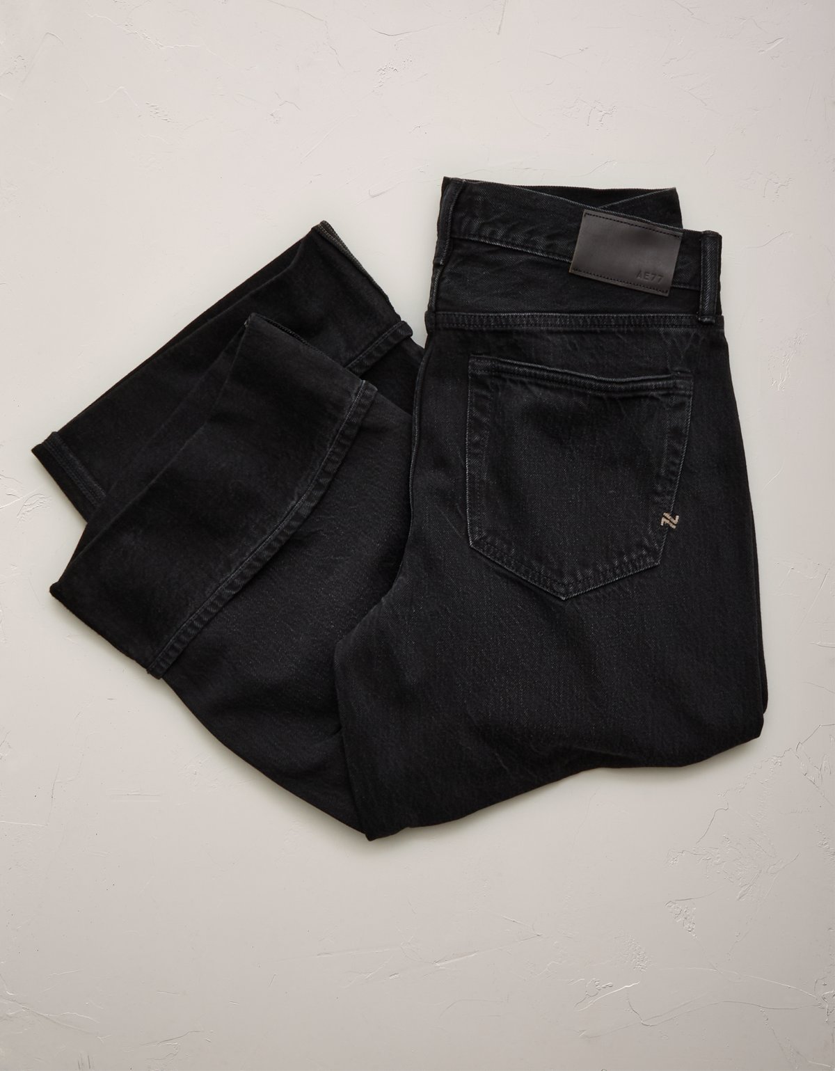 AE77 Premium Wide Crop Cuff Jean - image 4