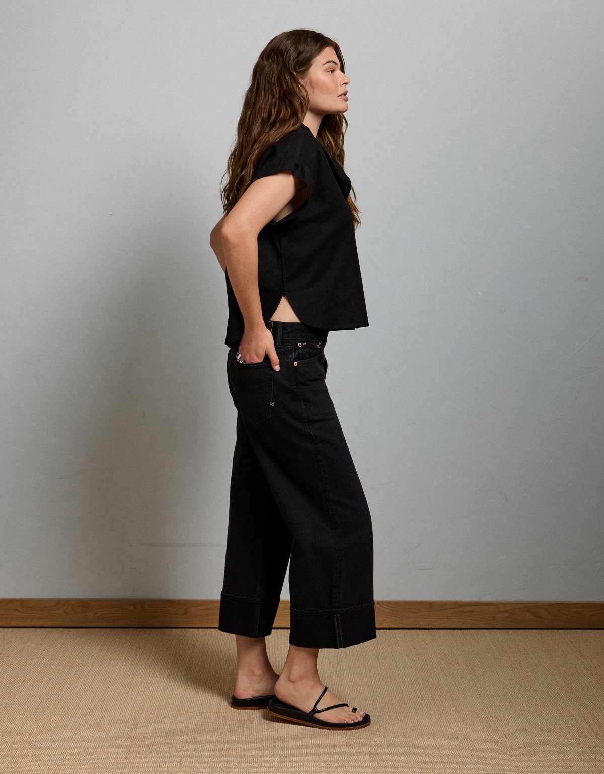 AE77 Premium Wide Crop Cuff Jean - image 5