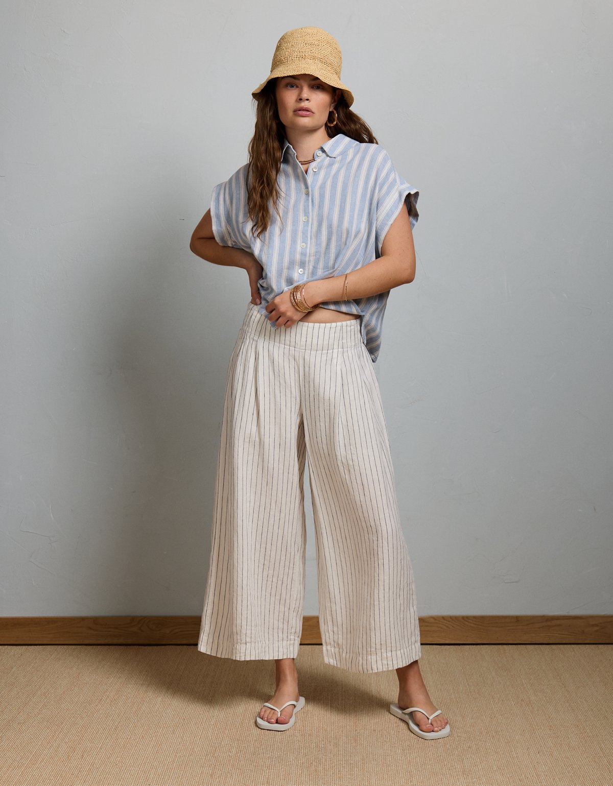 AE77 High-Waisted Linen Pleated Ankle Pant - image 5