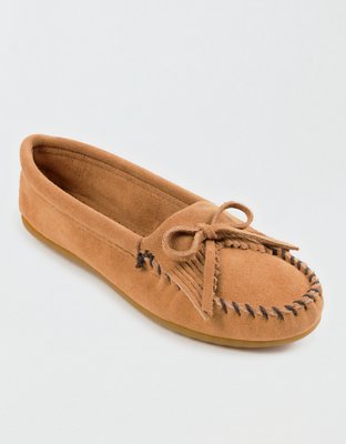 Minnetonka deals kilty moccasin