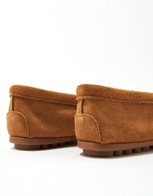 minnetonka kilty suede