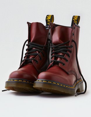 dr martens boots maroon