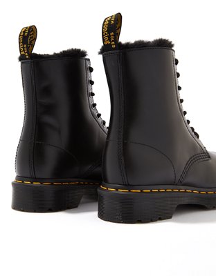 Dr. Martens 1460 Serena Boot