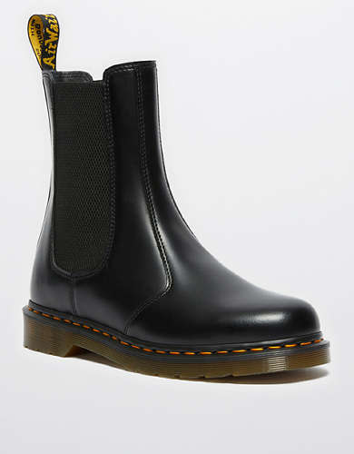 Dr. Martens Women's 2976 Hi Smooth Leather Chelsea Boot