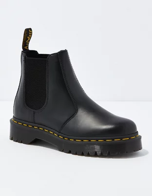 quad chelsea boots dr martens