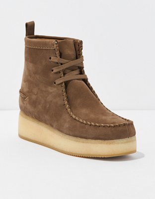 Clarks Women s Wallabee Craft Boot