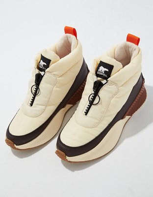 Sorel Women's Out 'N About III Puffy Zip Boot | American Eagle