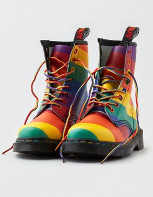 Dr. Martens Pride Boot