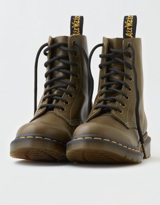 dr martens wanama