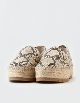 circus slip on shoes
