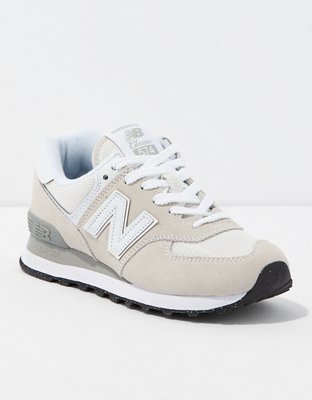 New Balance Women's 574 Sneaker