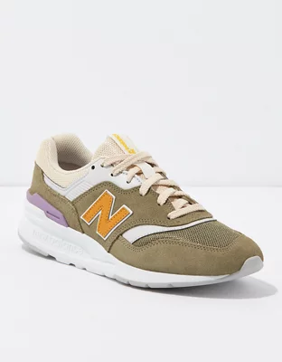 New Balance Women's 997H