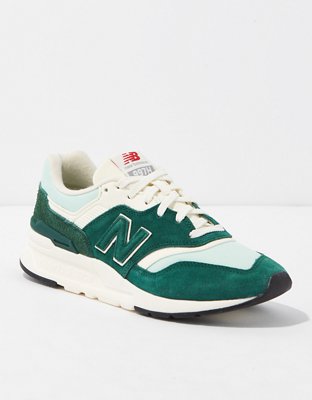 New Balance Women's 997H Sneaker