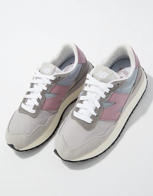 New Balance Women's 237 Sneaker