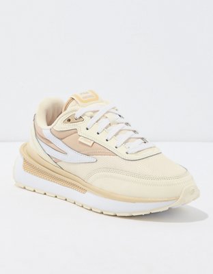FILA Women's Renno Sneaker