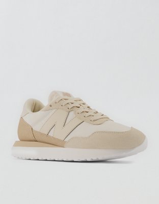New Balance Women's 237 Sneaker from American Eagle - $55.99