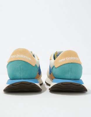 New Balance Women's 237 Sneaker