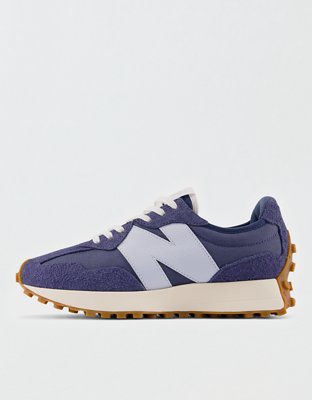 New Balance Women's 327 Sneaker