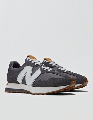 New Balance Women's 327 Sneaker