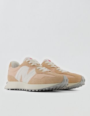 New Balance Women's 327 Sneaker