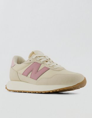 New Balance Women's 237 Sneaker