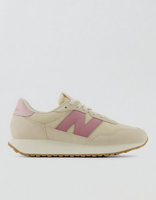 New Balance Women's 237 Sneaker