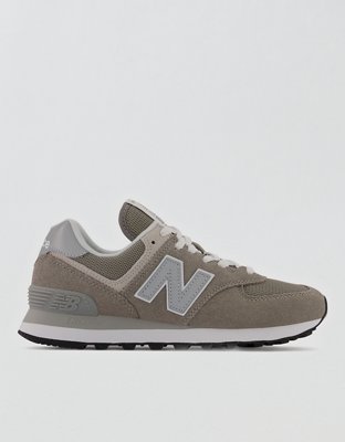 New Balance Women's 574 Sneaker