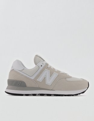 New Balance Women's 574 Sneaker