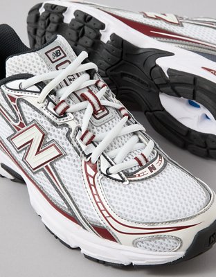 New Balance Women's 740 Sneaker