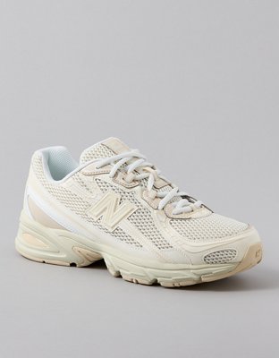 New Balance Women's 740 Sneaker