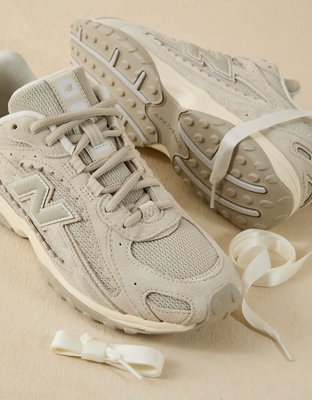 Женские кроссовки New Balance 204L, цвет: Бежевый — фото 3