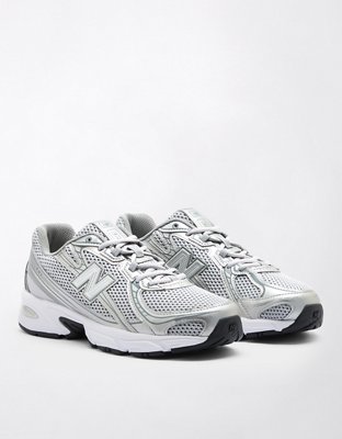 New Balance Women's 740 Sneaker