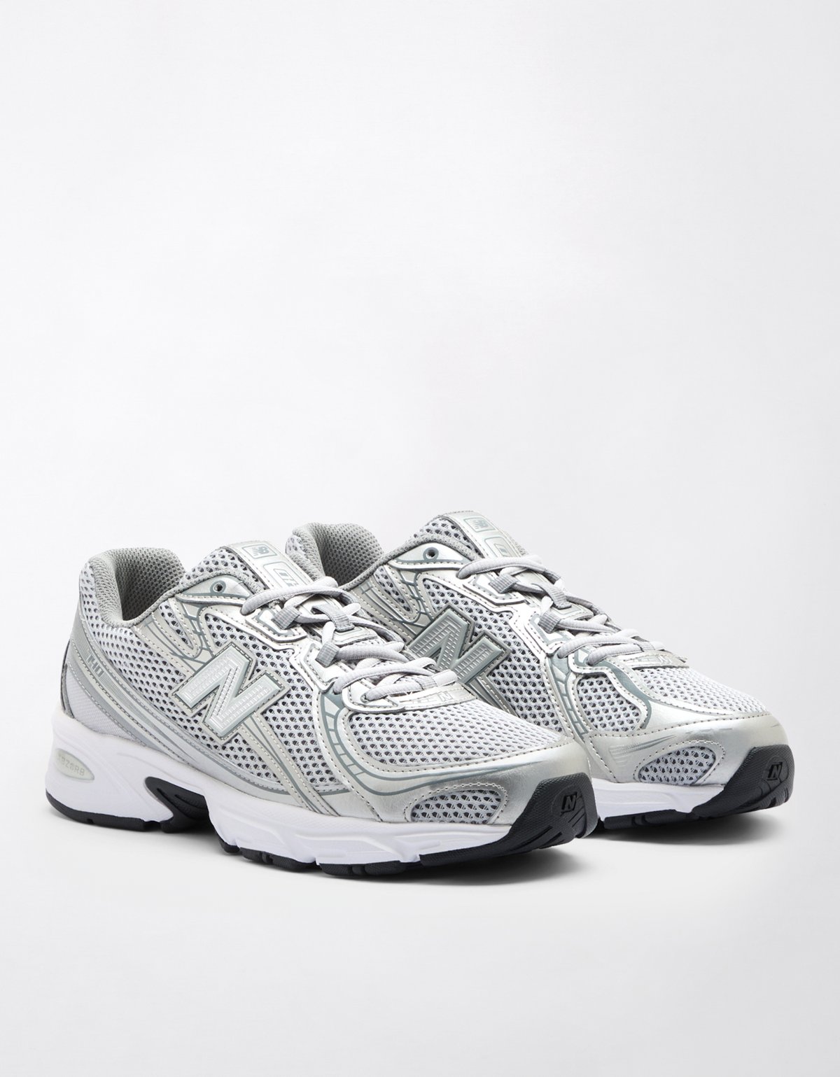 New Balance Women's 740 Sneaker - image 3