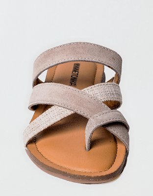 Minnetonka Women's Faribee Sandal