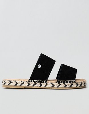 Minnetonka Poppie Sandal