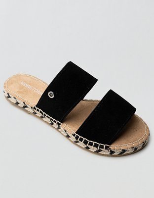 Minnetonka Poppie Sandal