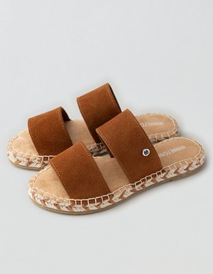 Minnetonka Poppie Sandal