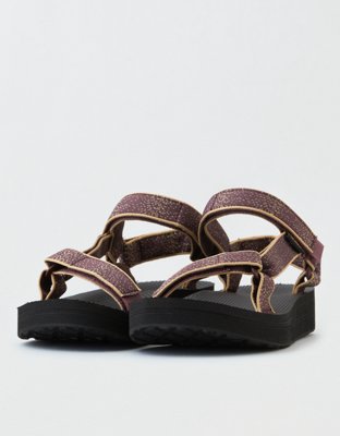 teva leopard print sandals